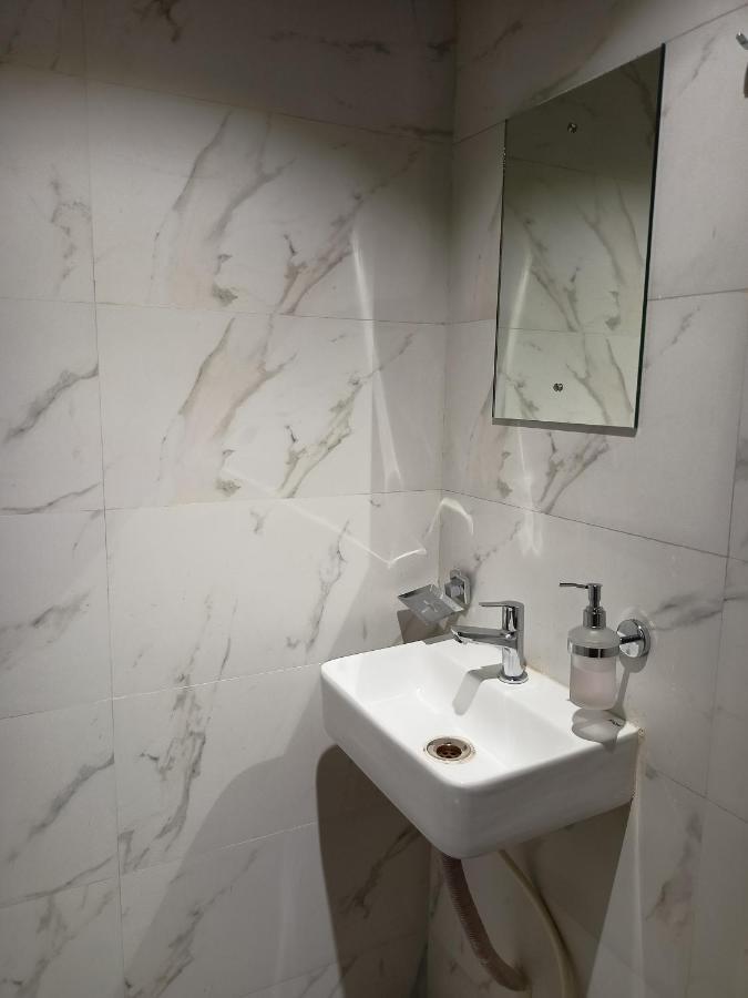 Hotel Palms Residency, Chembur ムンバイ エクステリア 写真